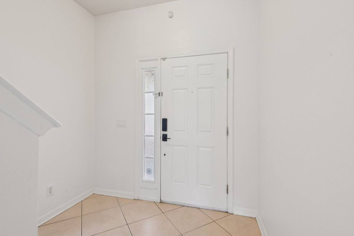House for rent at 12805 Avelar Manor Place, Riverview, FL 33578
