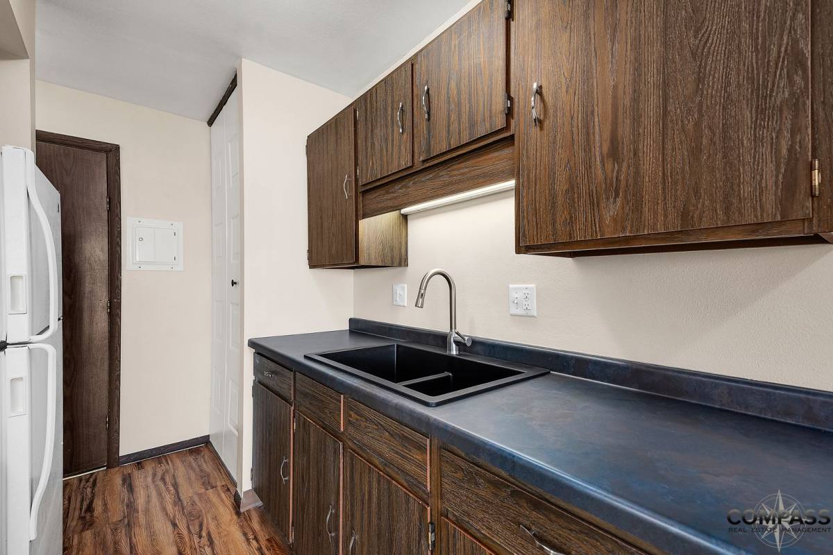Apartment for rent at 1025 W Macarthur, Eau Claire, WI 54701