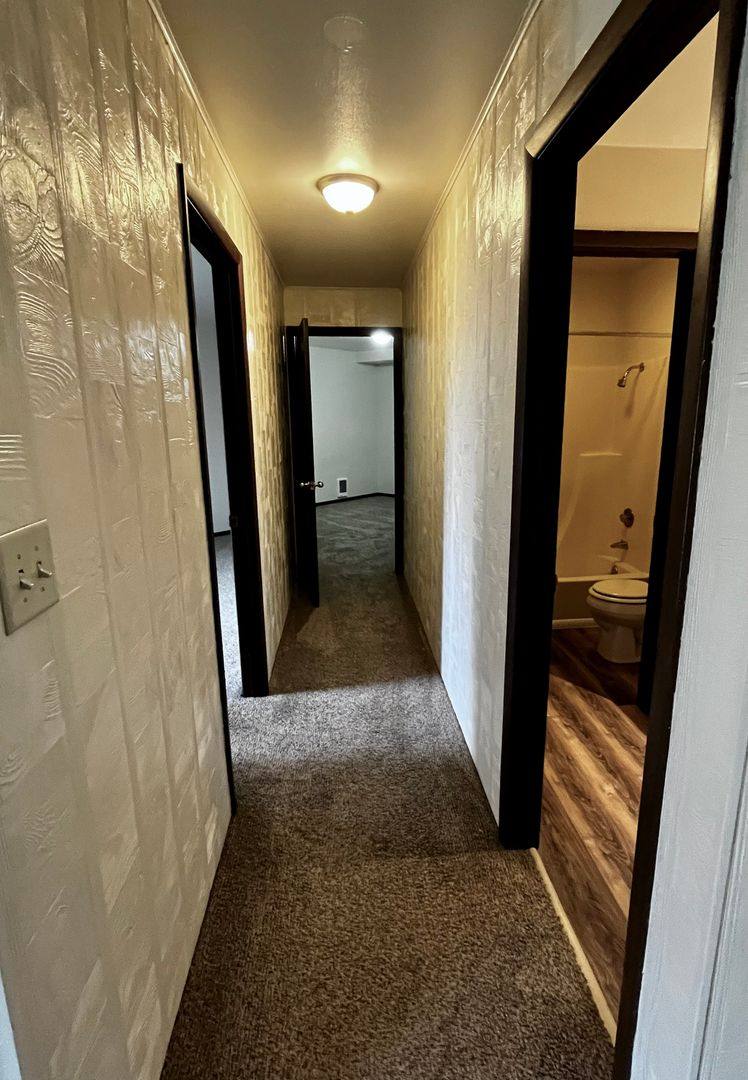 Apartment for rent at 1025 W Macarthur, Eau Claire, WI 54701