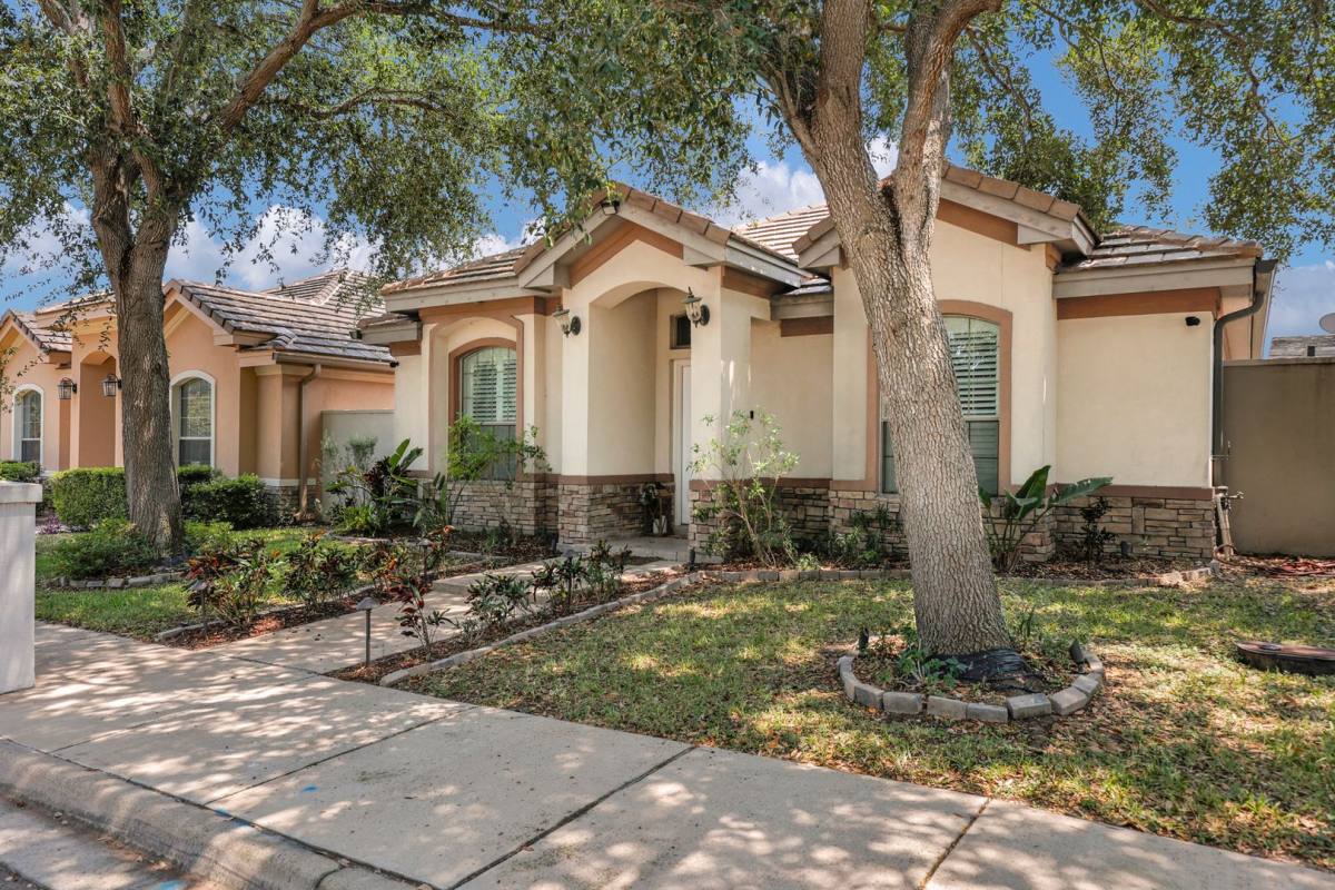 House for rent at 612 E Thornhill, McAllen, TX 78503