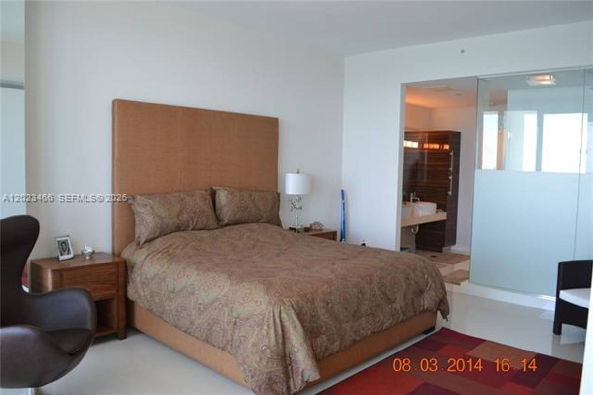 Apartment for rent at 2020 N Bayshore Dr, Miami, FL 33137