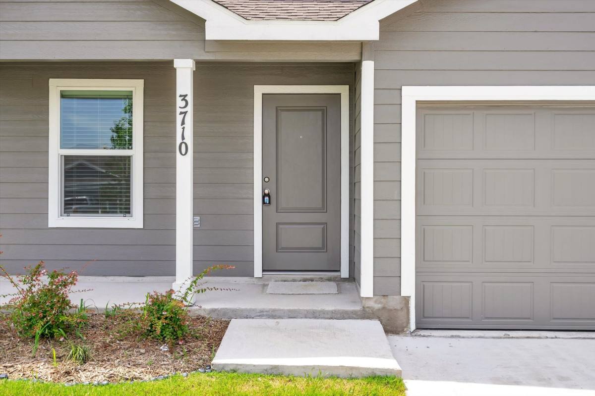 House for rent at 3710 Oleander Place, Sherman, TX 75092