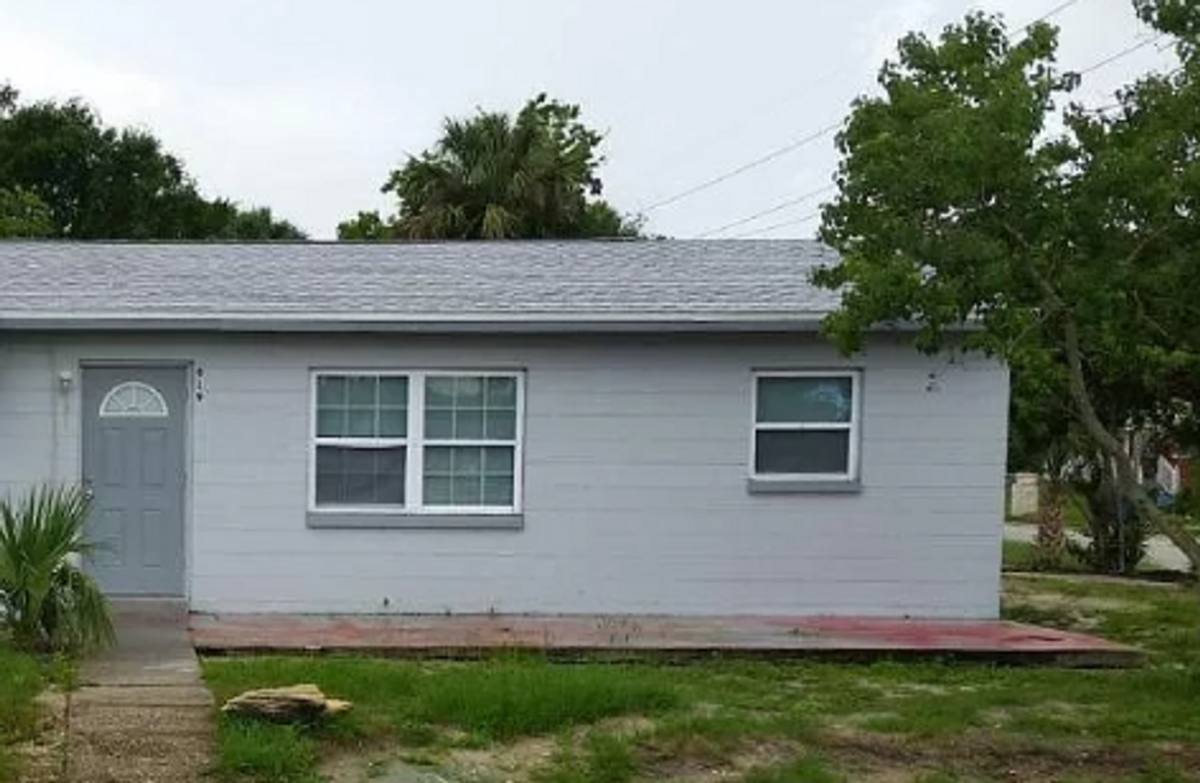 House for rent at 919 Pine St, Titusville, FL 32796