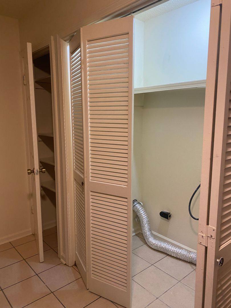 Apartment for rent at 8723 Gsri Ave, Baton Rouge, LA 70810
