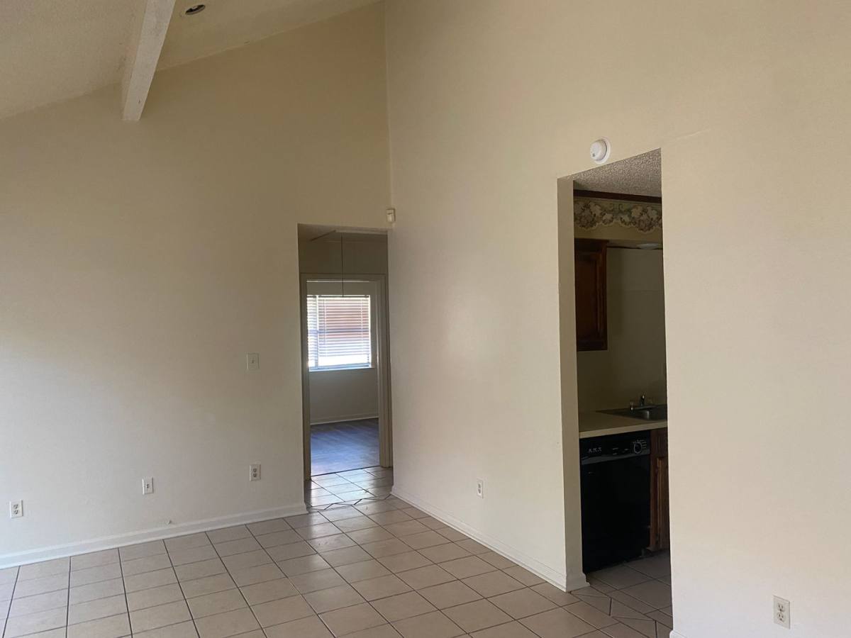 Apartment for rent at 8723 Gsri Ave, Baton Rouge, LA 70810