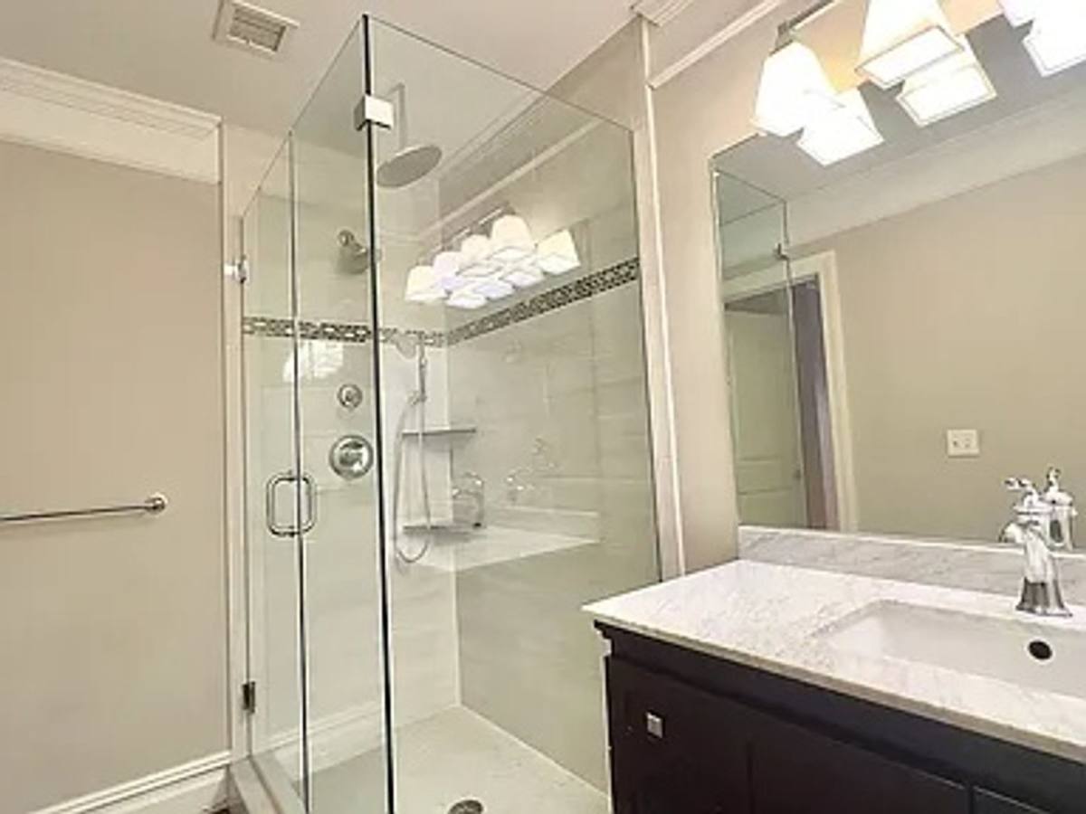 Townhouse for rent at 674 Massachusetts Ave #2, Boston, MA 02118