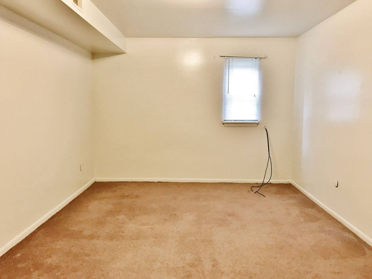 Townhouse for rent at 5696 E Liberty Blvd, Pittsburgh, PA 15206