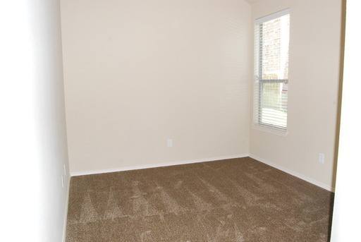 House for rent at 315 Orbit Dr, Lavon, TX 75166