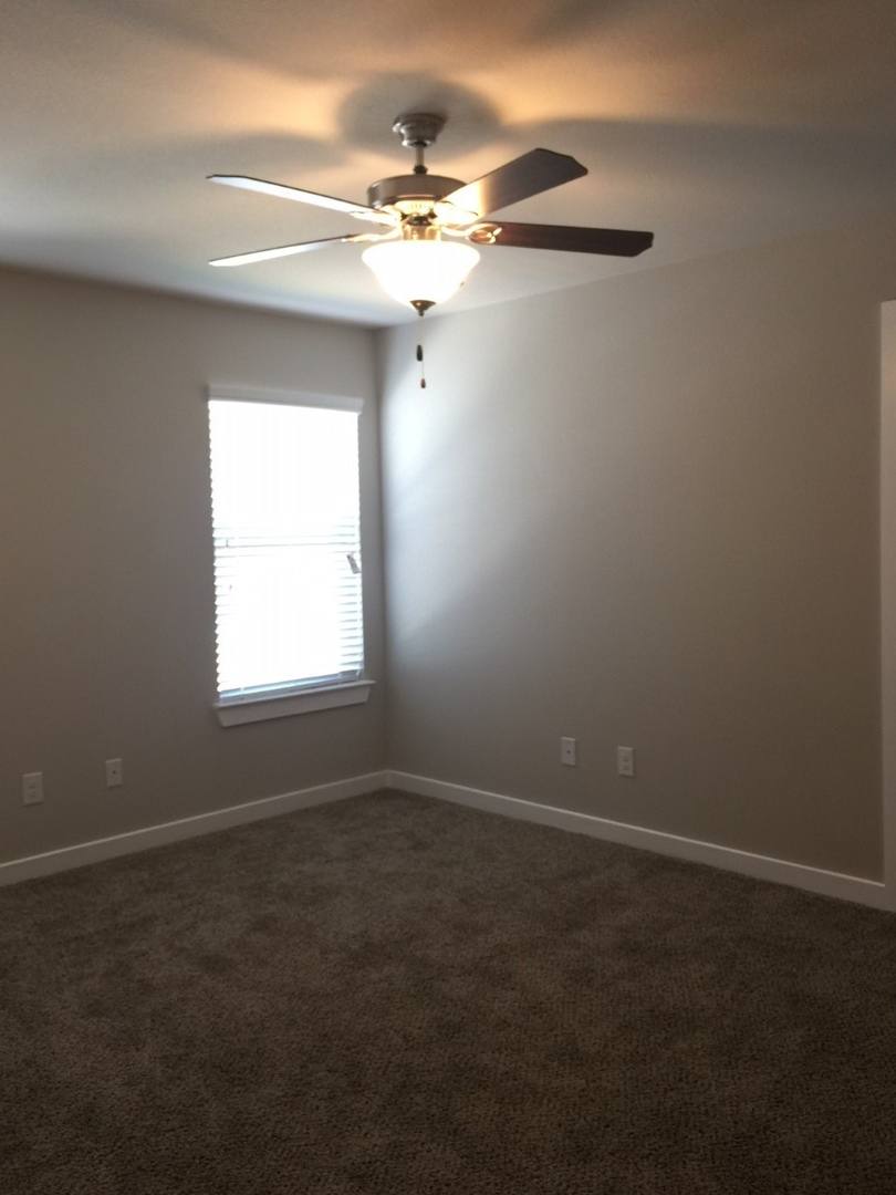 Townhouse for rent at 1057 W Sierra Vista Court, Midlothian, TX 76065