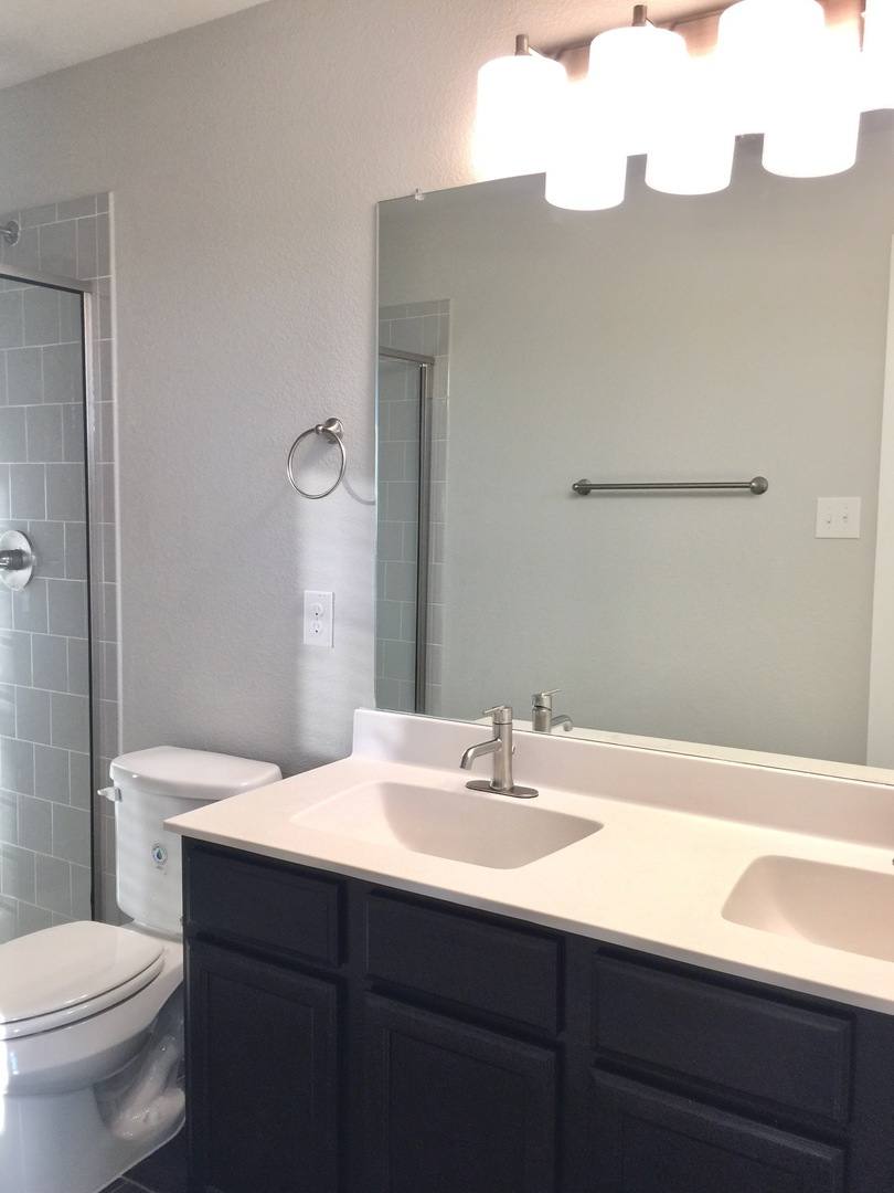 Townhouse for rent at 1021 W Sierra Vista Court, Midlothian, TX 76065