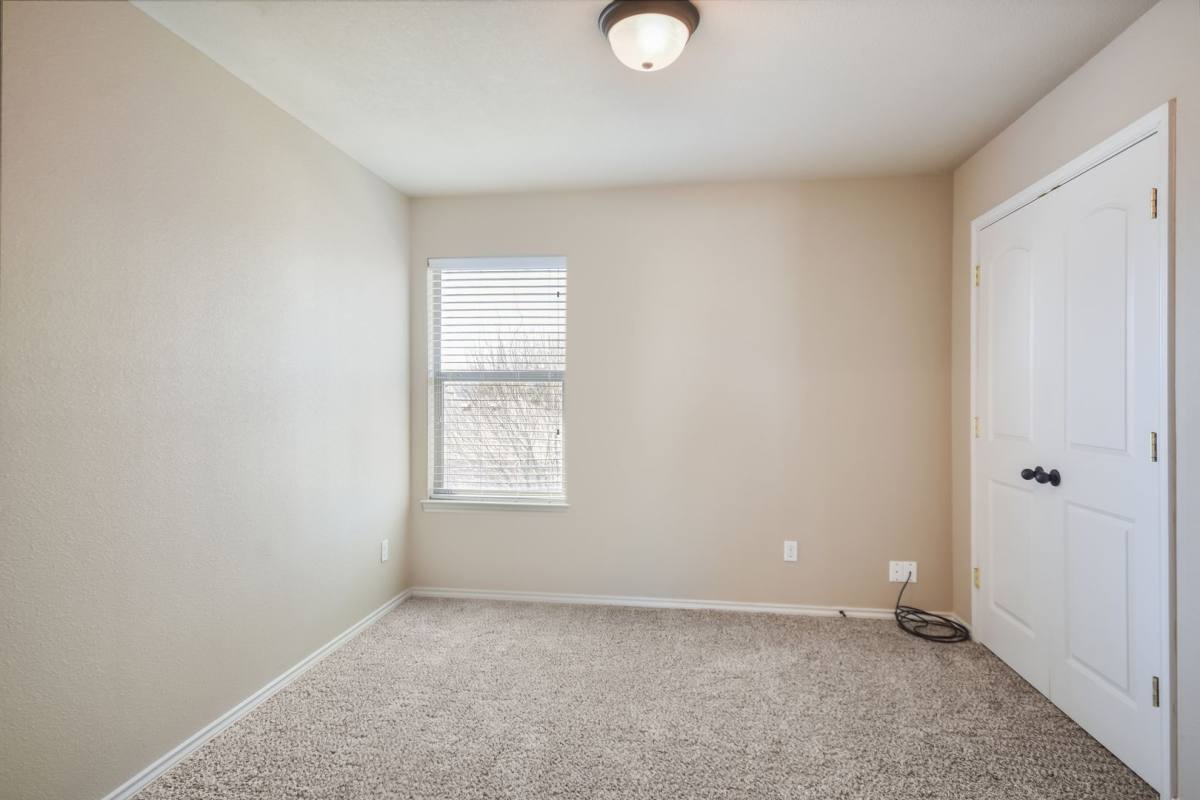 Townhouse for rent at 1508B Muirfield Bend Dr, Hutto, TX 78634