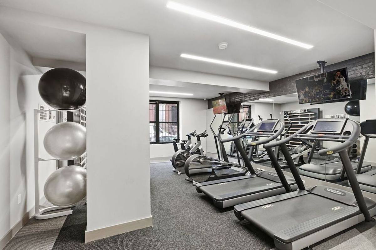 Apartment for rent at 15 E 11th St, New York, NY 10003