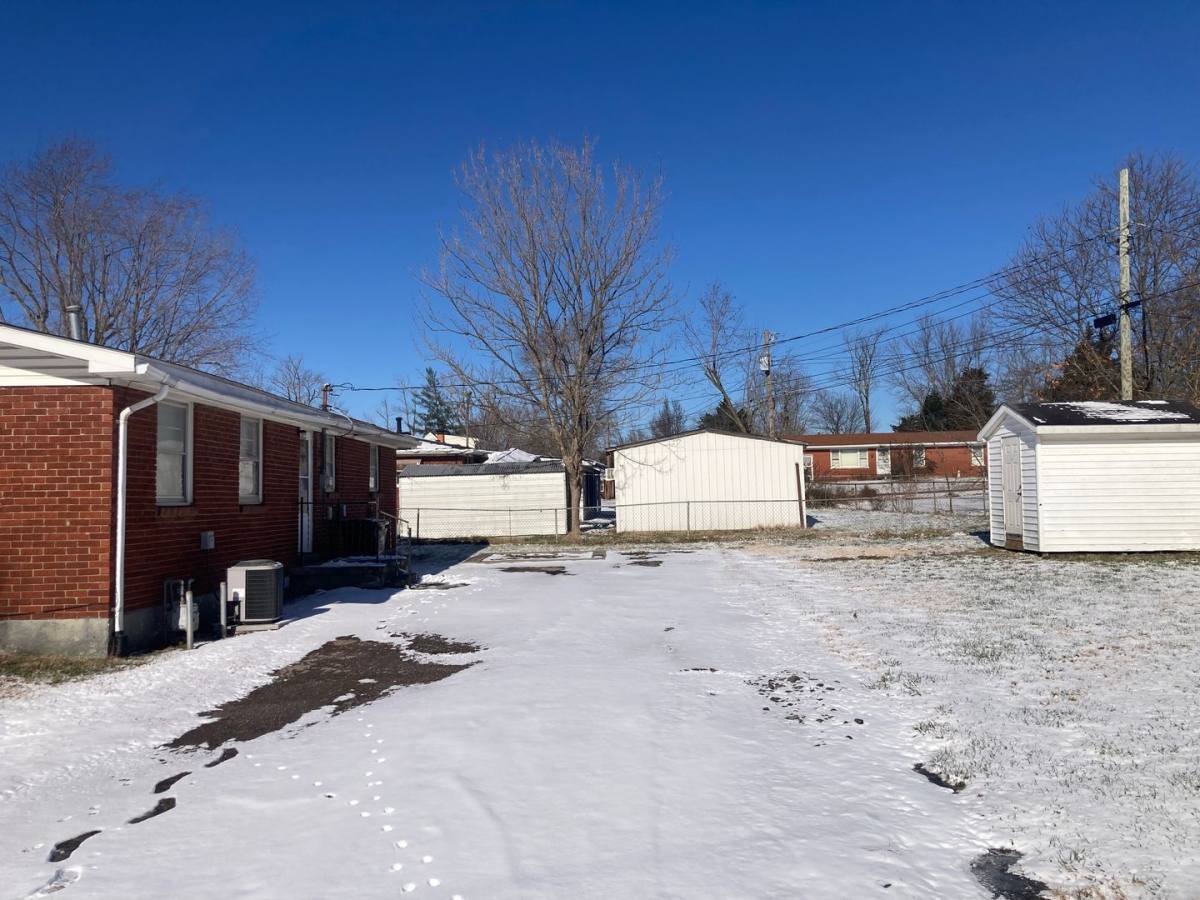 House for rent at 1934 S Wilson Rd, Radcliff, KY 40160