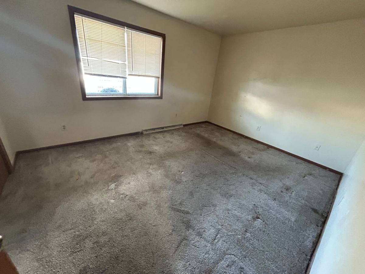 Apartment for rent at 40 Bluemound Court, Appleton, WI 54914