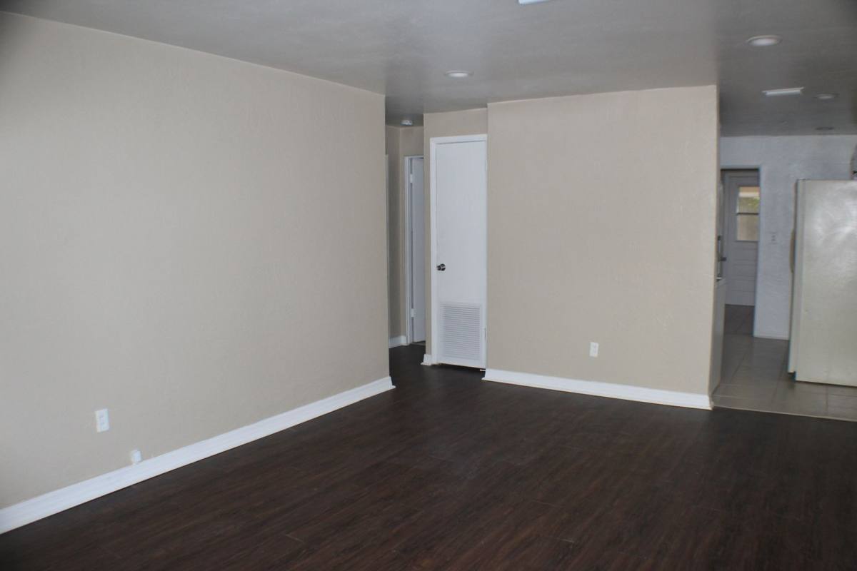 House for rent at 595 Brentwood Dr, Daytona Beach, FL 32117