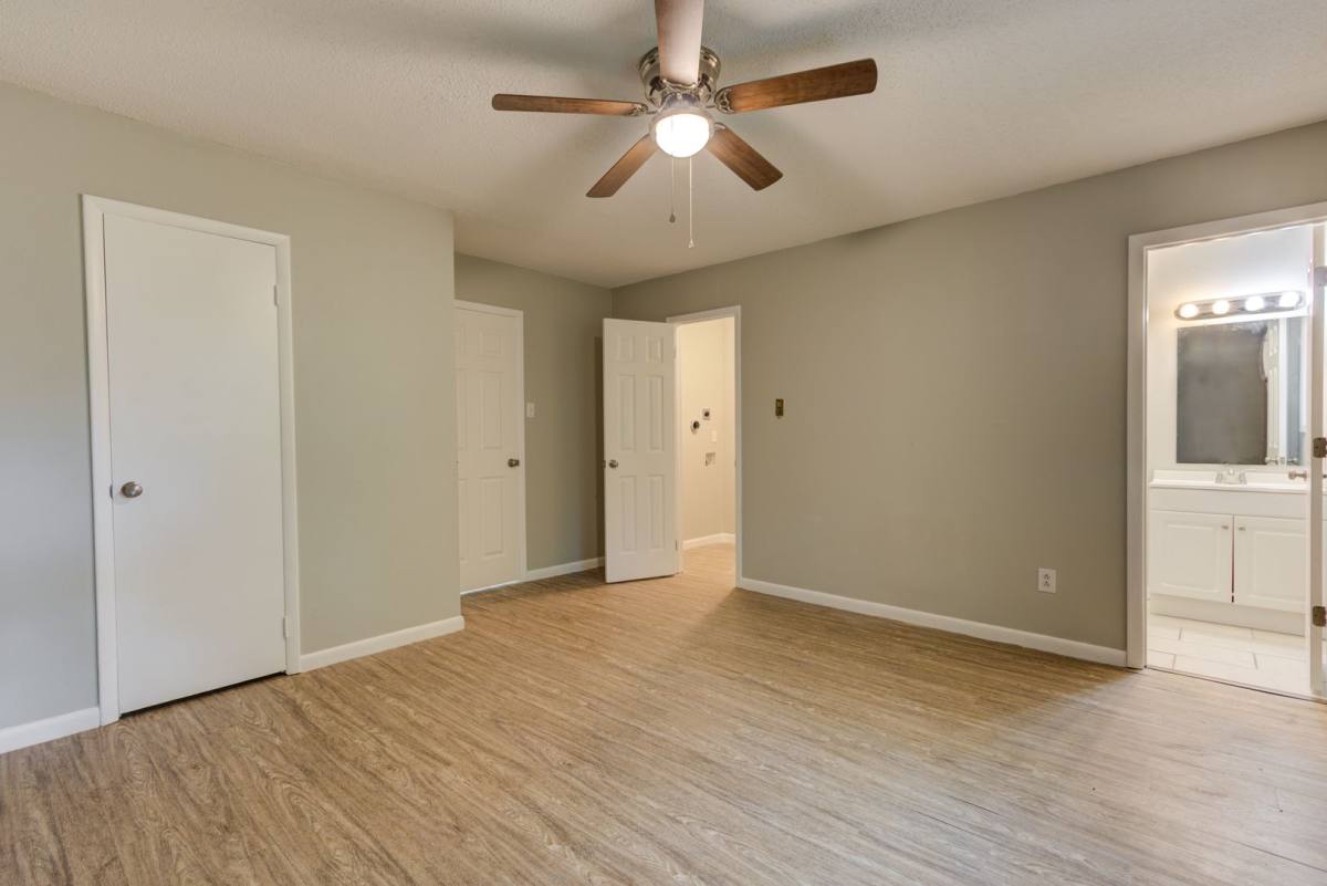 Apartment for rent at 2322 S I St, Fort Smith, AR 72901