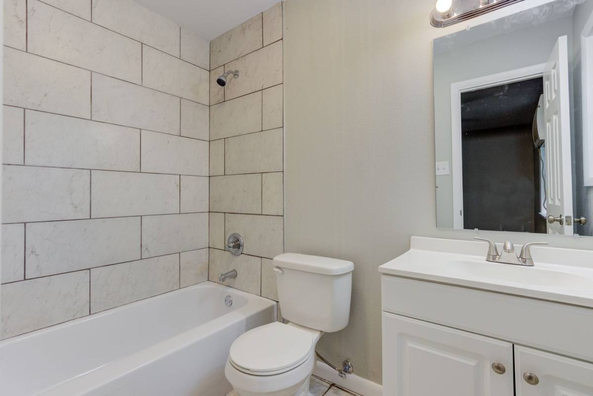 Apartment for rent at 2322 S I St, Fort Smith, AR 72901