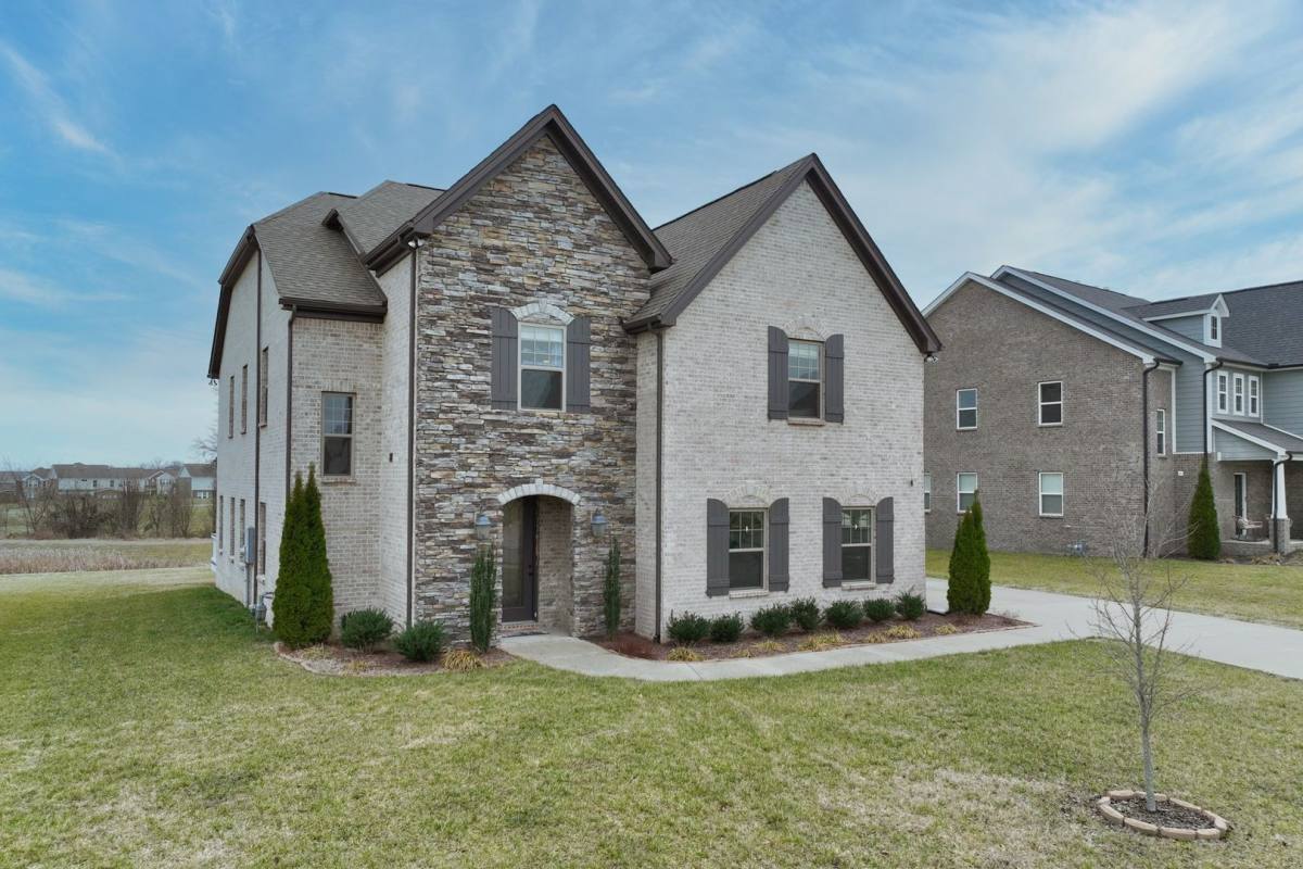 House for rent at 2939 Stewart Campbell Point, Spring Hill, TN 37174