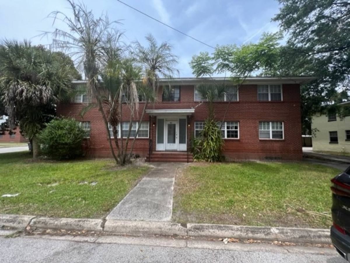 Apartment for rent at 3119 Belden Circle, Jacksonville, FL 32207
