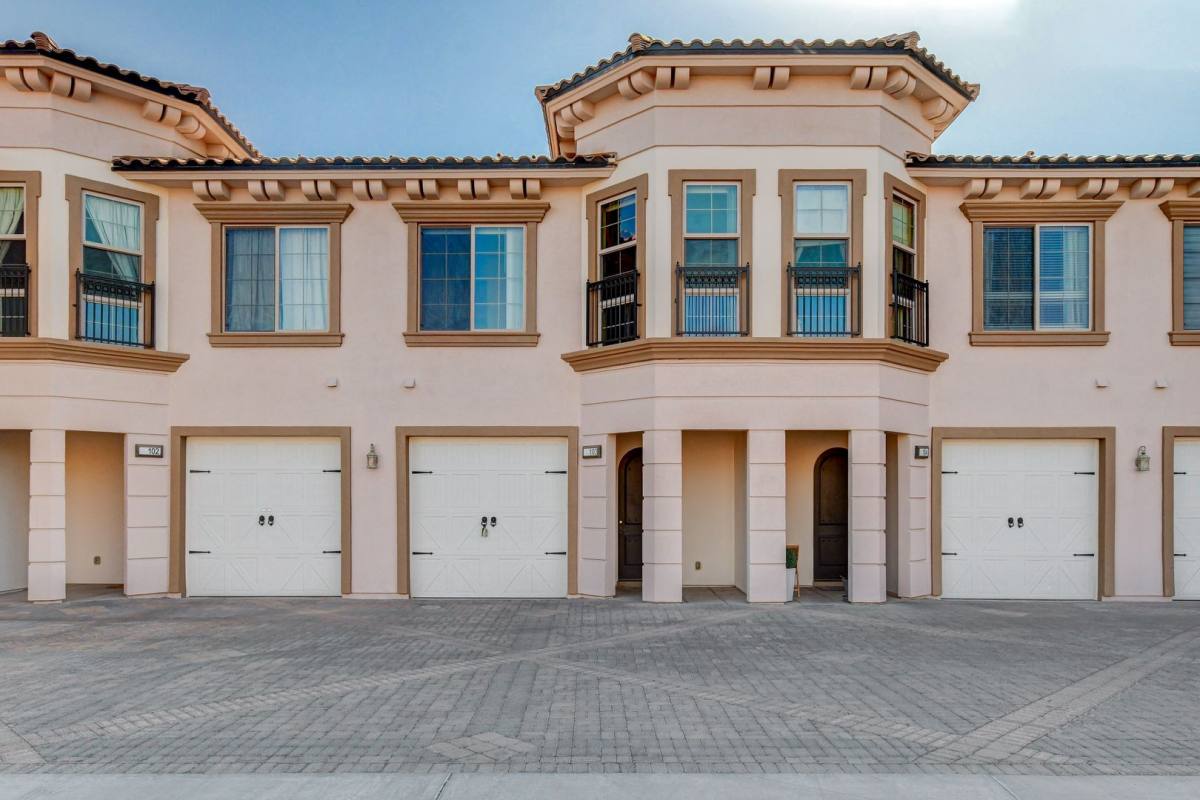 Condo for rent at 32 Via Vasari, Henderson, NV 89011