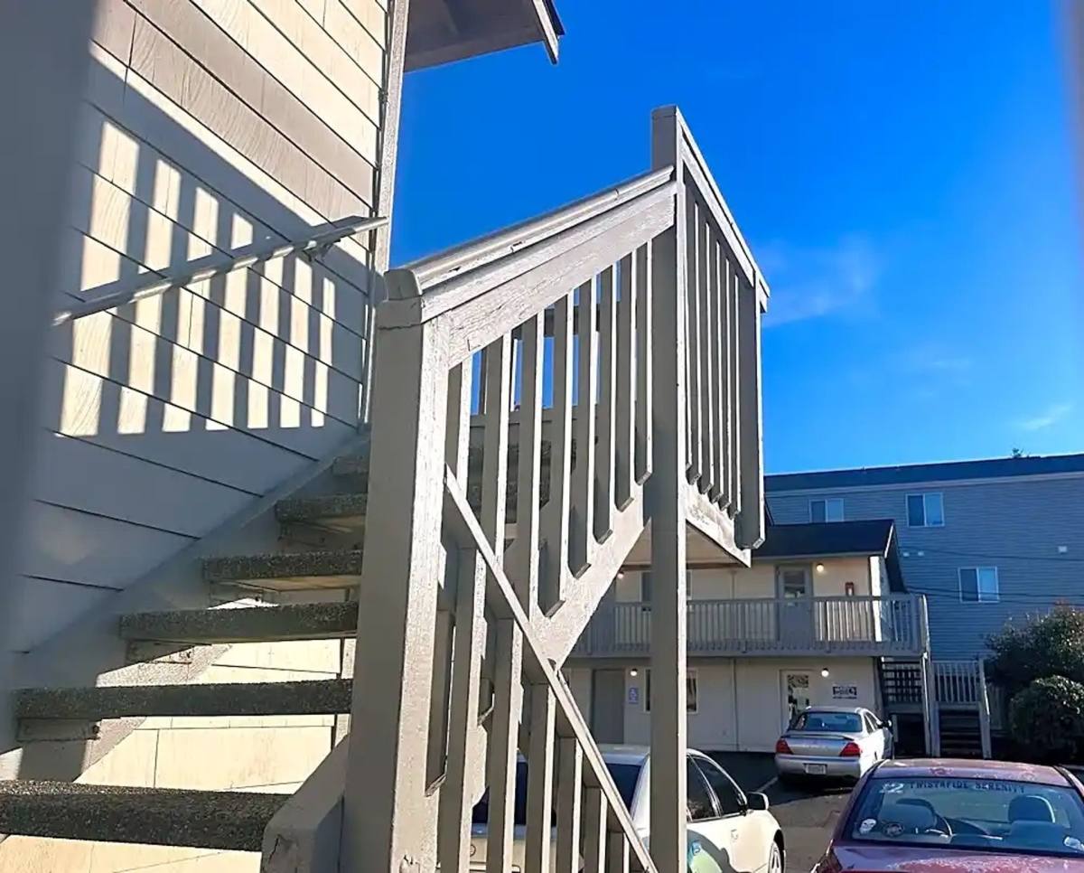 Apartment for rent at 5711 Highway Place, Everett, WA 98203