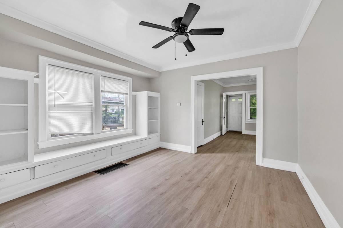 Apartment for rent at 3218 E 117th St, Cleveland, OH 44120