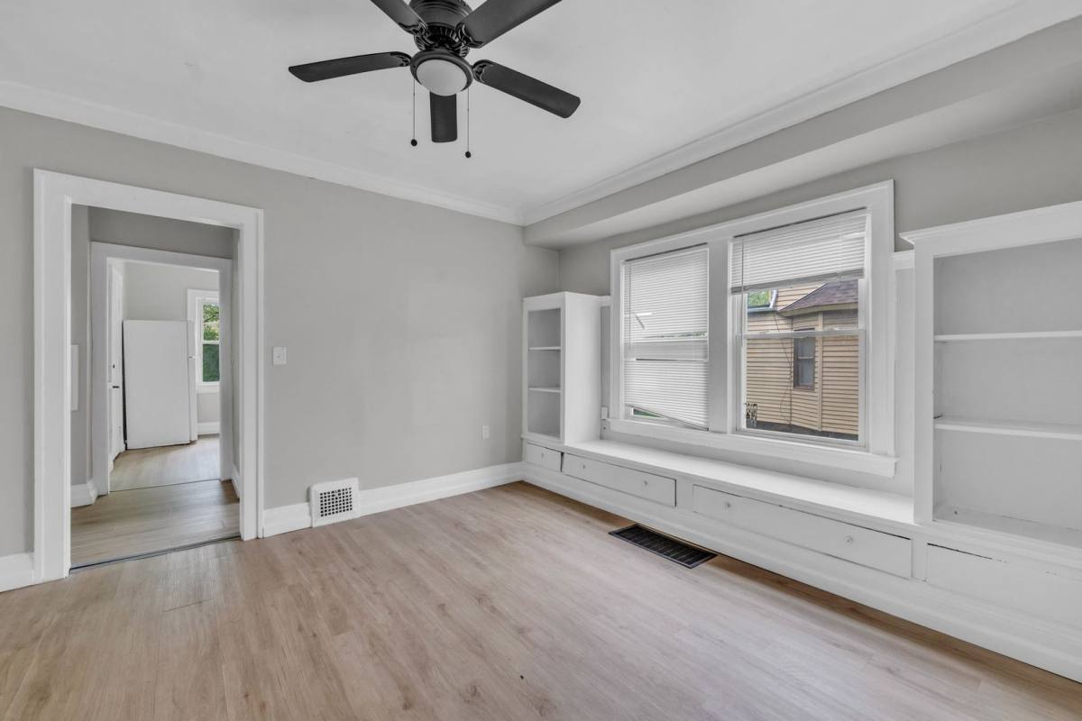 Apartment for rent at 3218 E 117th St, Cleveland, OH 44120
