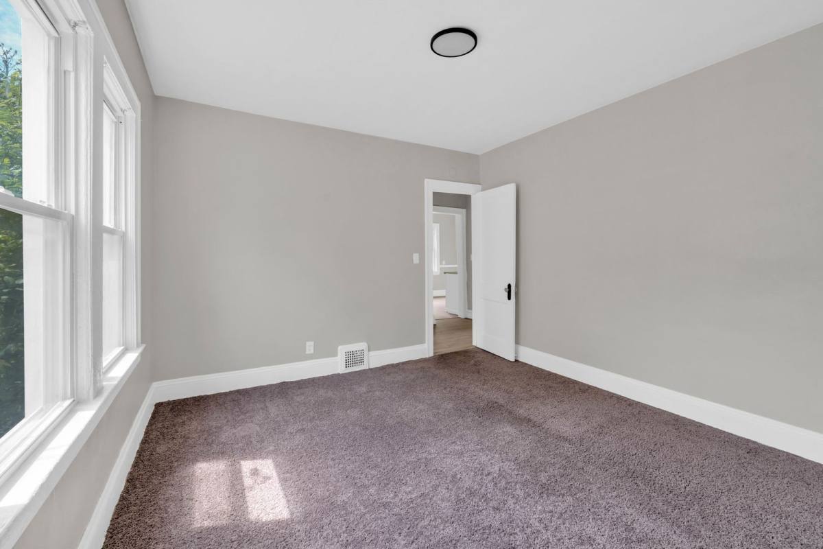 Apartment for rent at 3218 E 117th St, Cleveland, OH 44120