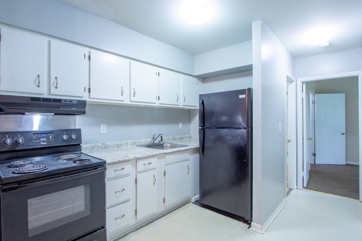 Apartment for rent at 108 E Monroe Ave, New Castle, DE 19720