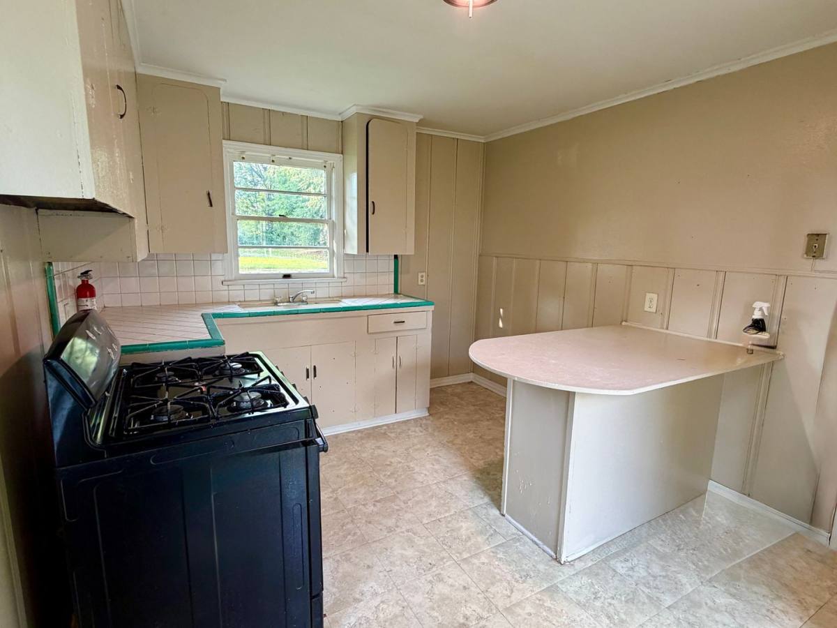 Apartment for rent at 3551 W College St, Shreveport, LA 71109
