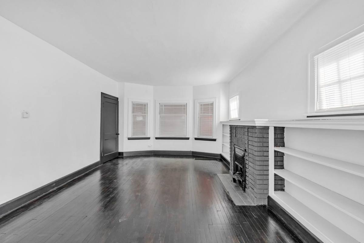 Apartment for rent at 3058 E 116th St, Cleveland, OH 44120