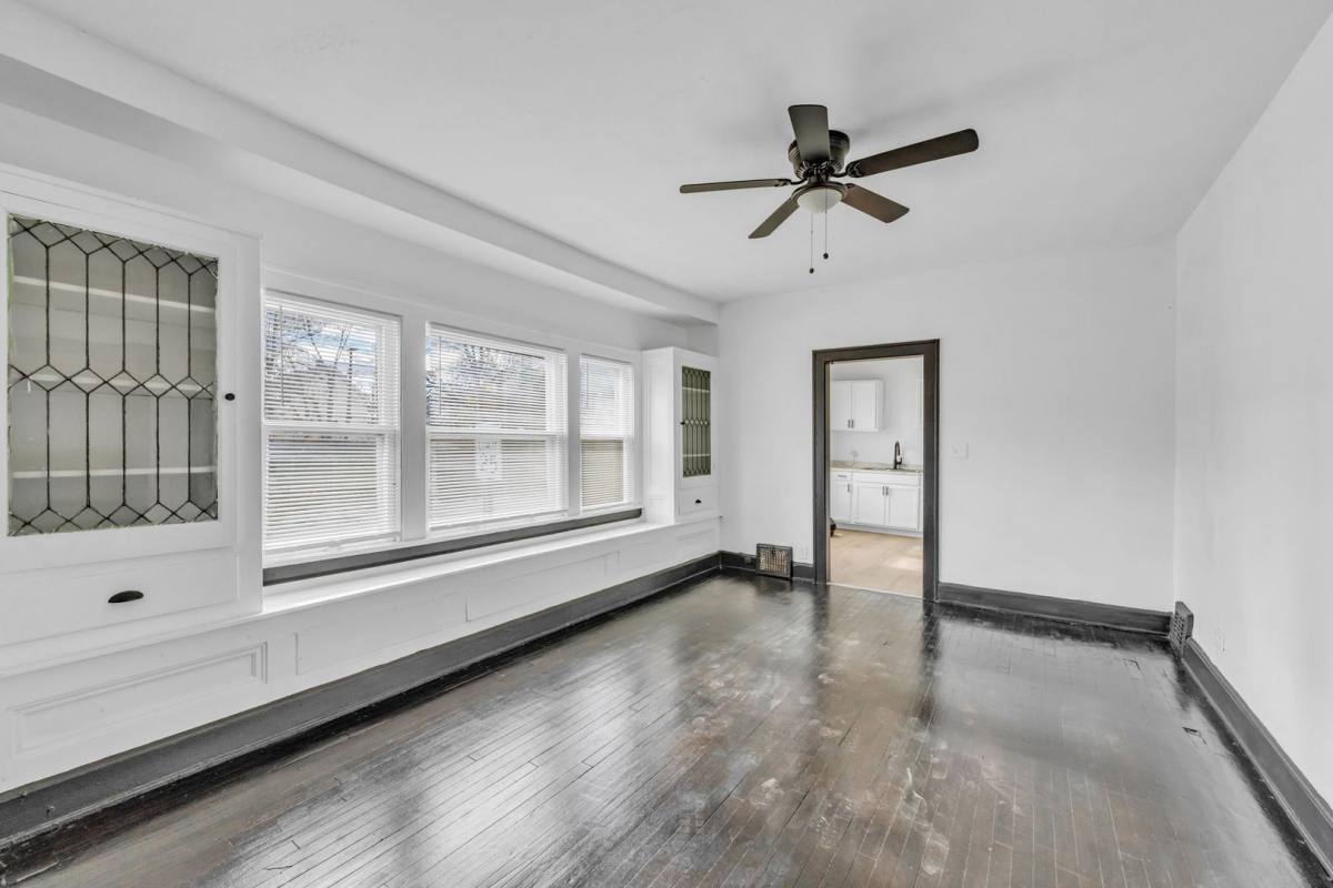 Apartment for rent at 3058 E 116th St, Cleveland, OH 44120