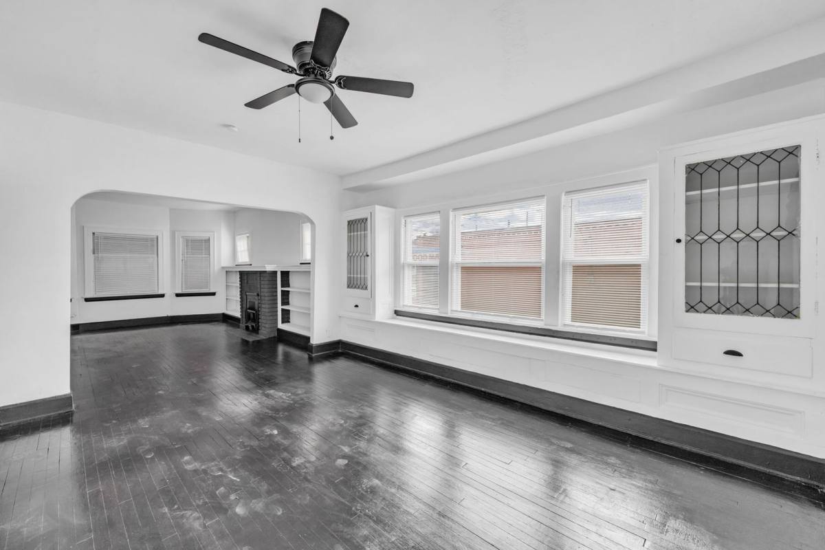 Apartment for rent at 3058 E 116th St, Cleveland, OH 44120