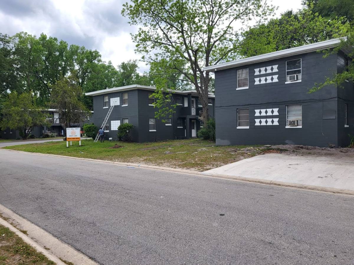Apartment for rent at 2000 Palafox St, Jacksonville, FL 32209
