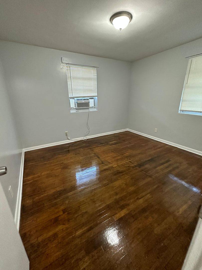 Apartment for rent at 2000 Palafox St, Jacksonville, FL 32209