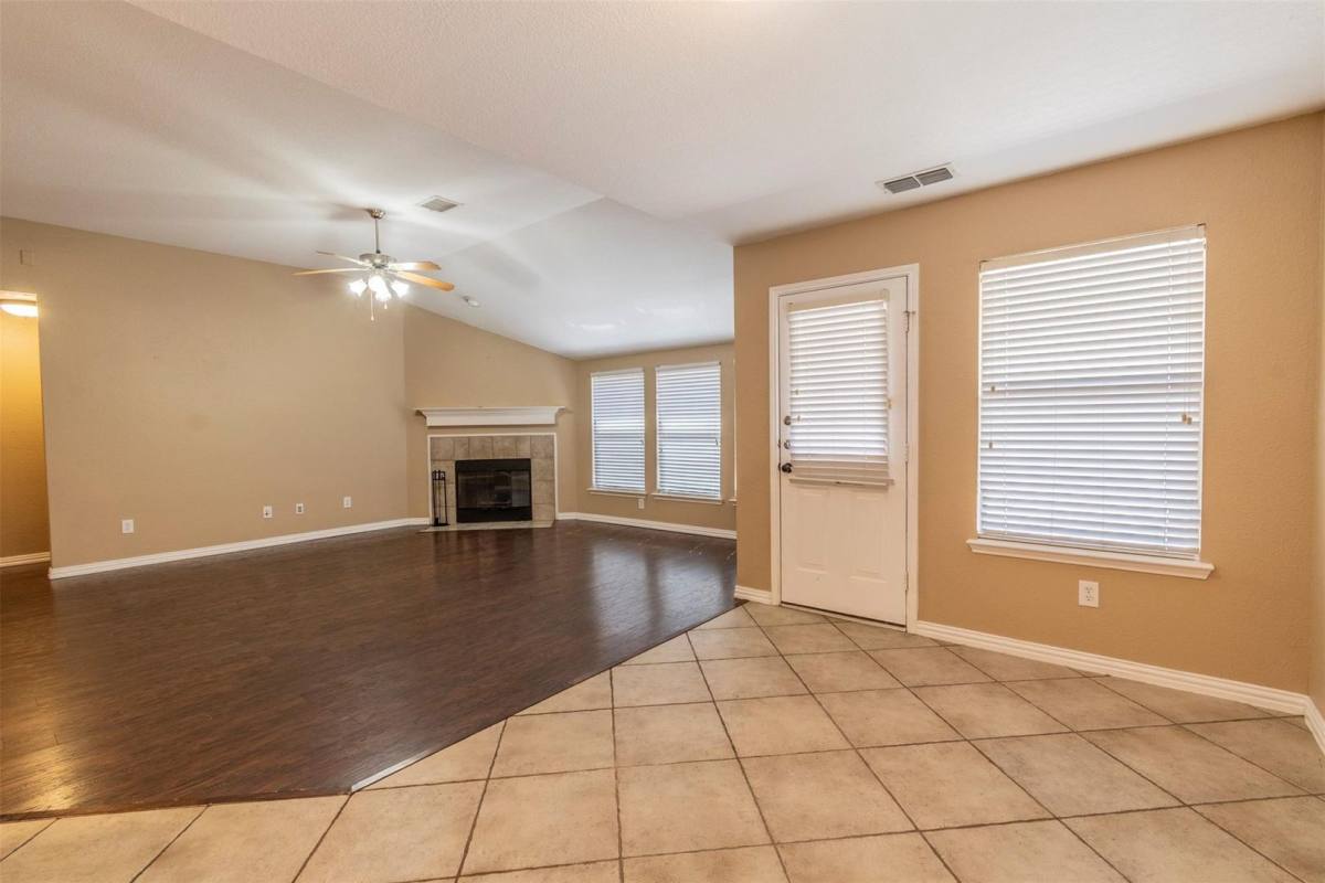 House for rent at 2017 Lake Highlands Dr, Wylie, TX 75098