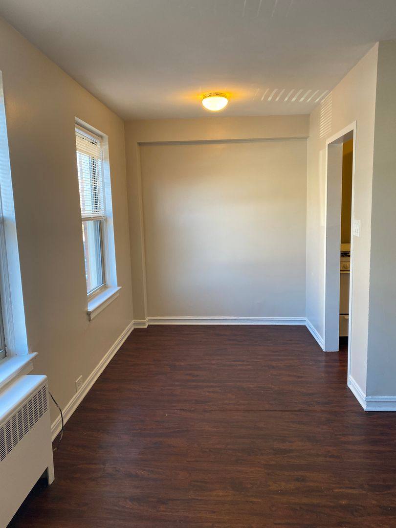 Apartment for rent at 7220 S Shore Dr, Chicago, IL 60649