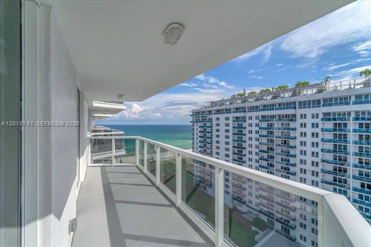 Condo for rent at 2401 Collins Ave, Miami Beach, FL 33140