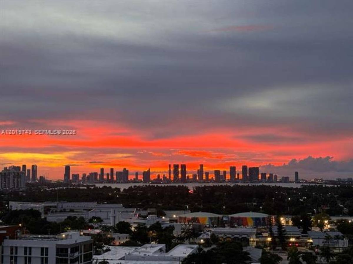 Condo for rent at 2401 Collins Ave, Miami Beach, FL 33140