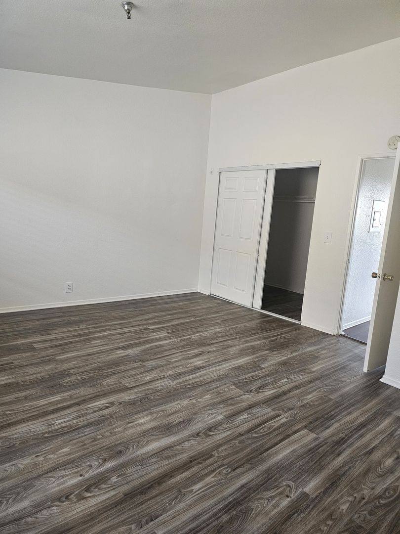 Apartment for rent at 13528 Lemoli Ave, Hawthorne, CA 90250
