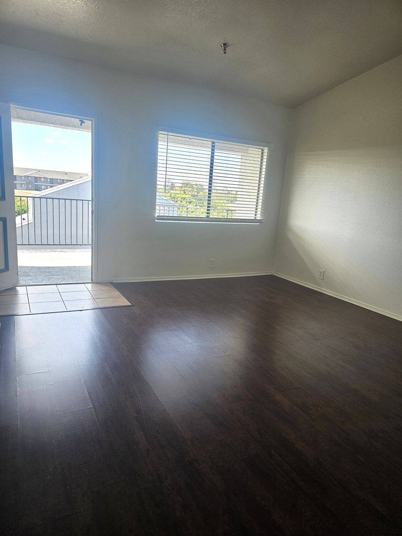 Apartment for rent at 13528 Lemoli Ave, Hawthorne, CA 90250