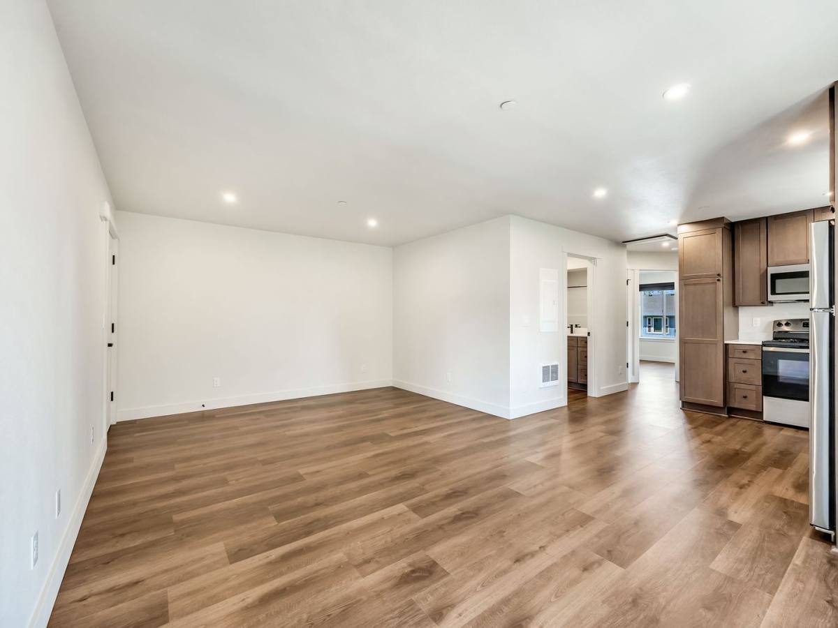 Apartment for rent at 1313, 1315, 1317 SE Jetty Ave, Warrenton, OR 97146