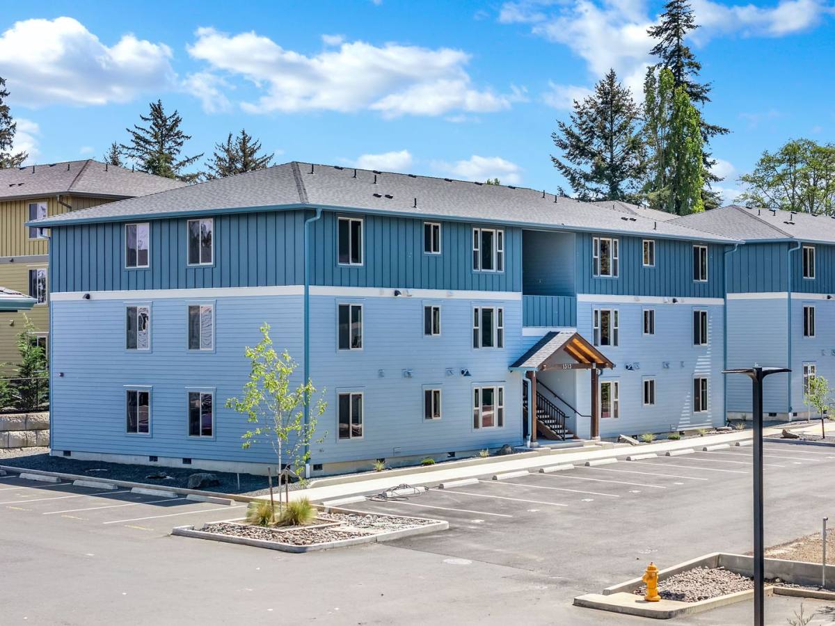Apartment for rent at 1313, 1315, 1317 SE Jetty Ave, Warrenton, OR 97146