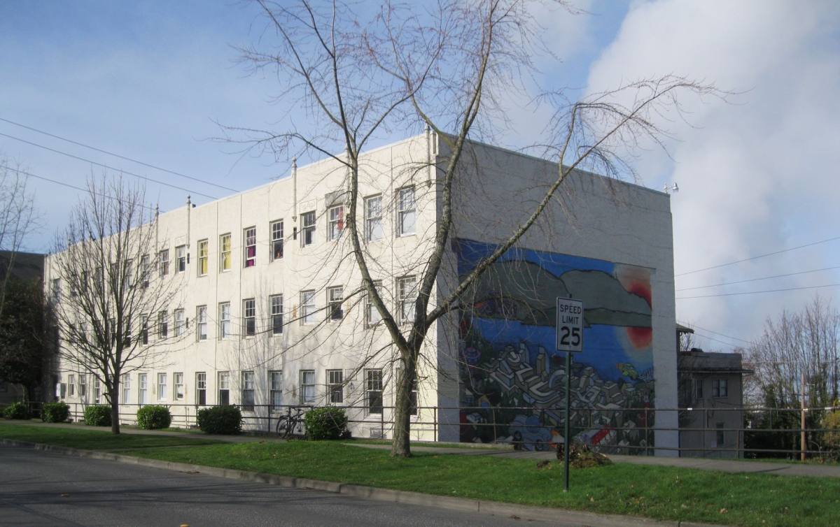 Apartment for rent at 421 E Maple St, Bellingham, WA 98225