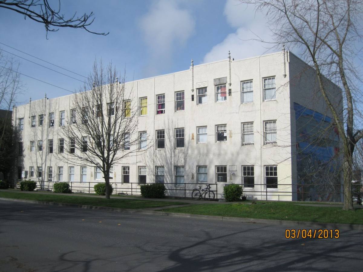 Apartment for rent at 421 E Maple St, Bellingham, WA 98225