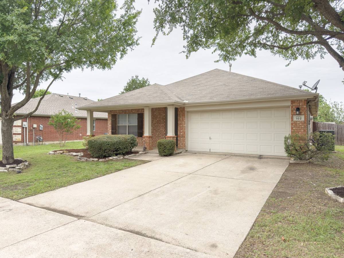 House for rent at 102 Galloping Trail, Forney, TX 75126