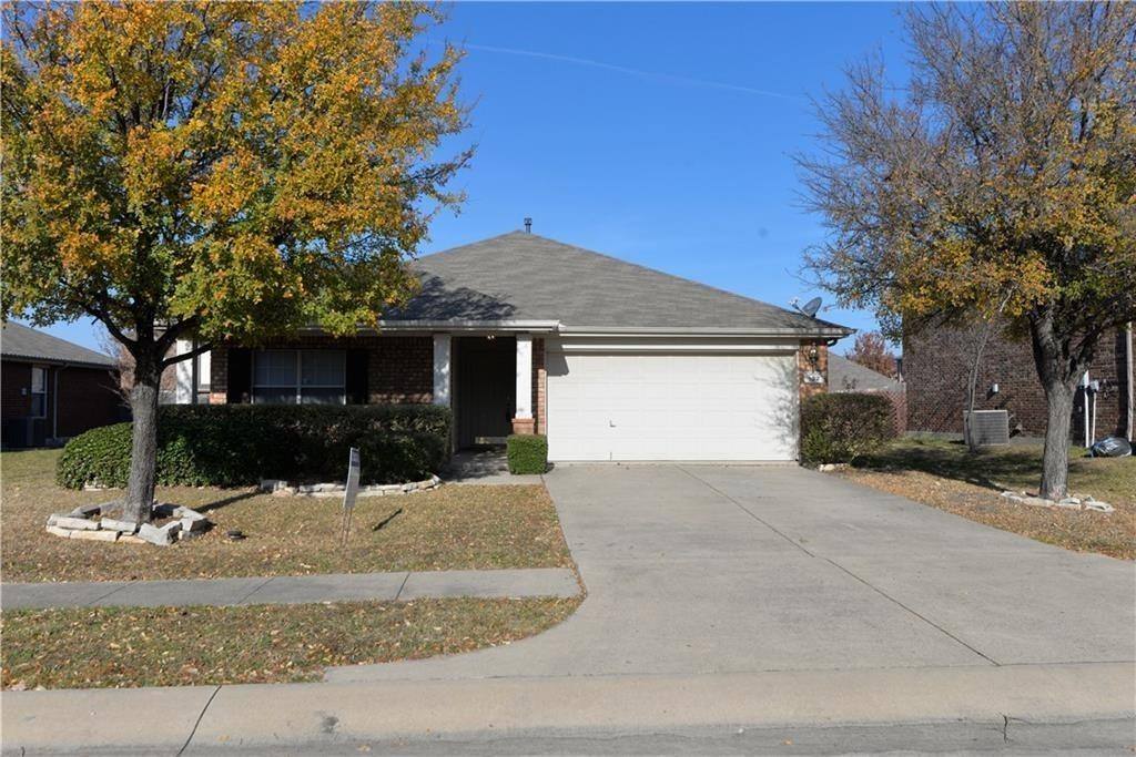 House for rent at 102 Galloping Trail, Forney, TX 75126