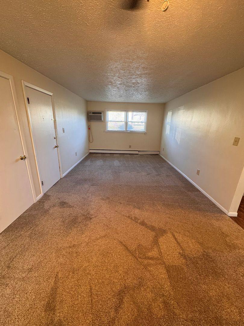 Apartment for rent at 711 N Highland Ave, Girard, OH 44420