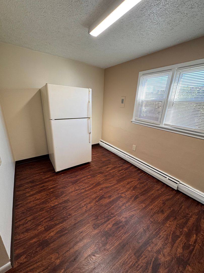 Apartment for rent at 711 N Highland Ave, Girard, OH 44420