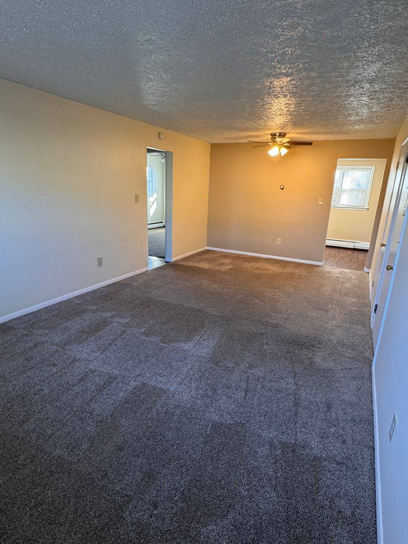 Apartment for rent at 711 N Highland Ave, Girard, OH 44420